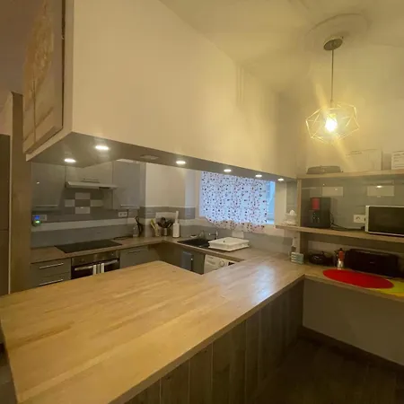 Proche Centre Parking Public Gratuit